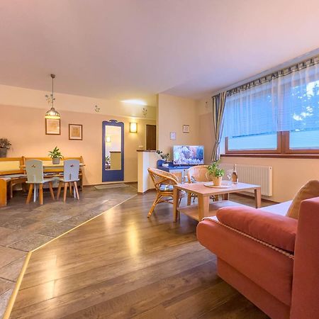 Bed and Breakfast Family Relax Widoki Щирк Экстерьер фото